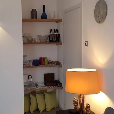 Bellagio Holiday Home דירה